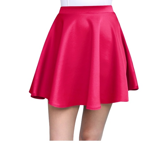 Red skirt made by Johnny nwt size large short mini - Picture 3 of 9